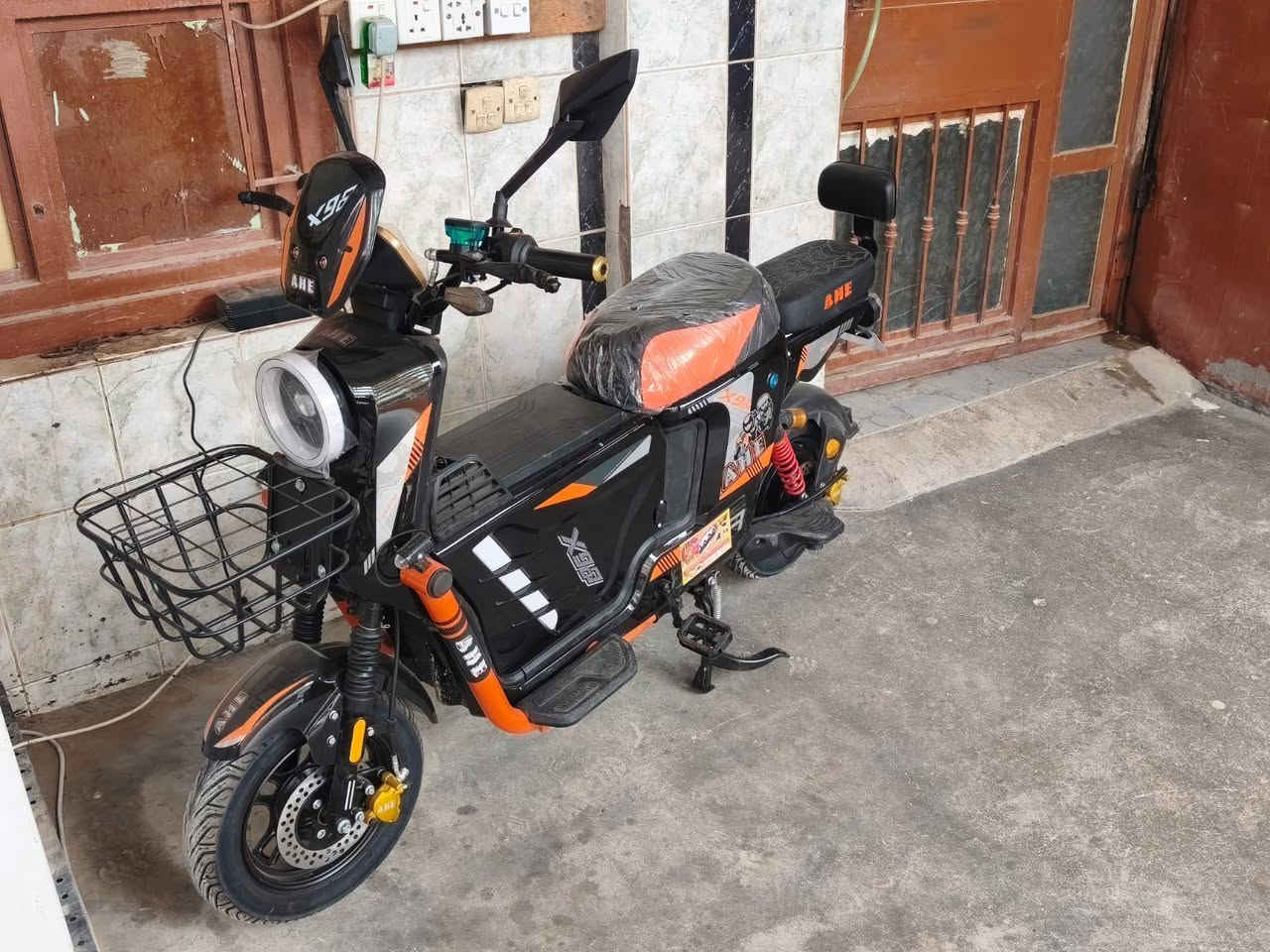 السلام عليكم للبيع غير مستخدم جديد بطاريه ليثيوم من المحل جبته للبيت وهاهيه ماطالع بي رايد ابيعه ب850 البطاريه 20A بس البطاريه سعرهه 350 اخوان اللي ميعرف سعر البطاريه ليكسر بلسعر


**إذا كنت صاحب هذا الإعلان وتريد حذفه لأي سبب، رجاءا أرسل رسالة إلى الدعم الفني**