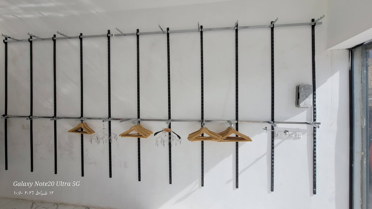 اغراض محلات للبيع جديدة استعمال قليل جدا
رفوف ام دي اف + حمالات رفوف
بوري شخاطة + حمالات بوري + الاذرع
مشبك + حمالات احذية
رفوف ام دي اف عرض متر ارتفاع مترين ونص عدد2
مضلات متحركة سلايد عدد 2 تفتح 3 متر وحدة عرضها 4متر والثانية عرضها 3متر
***********
***********
