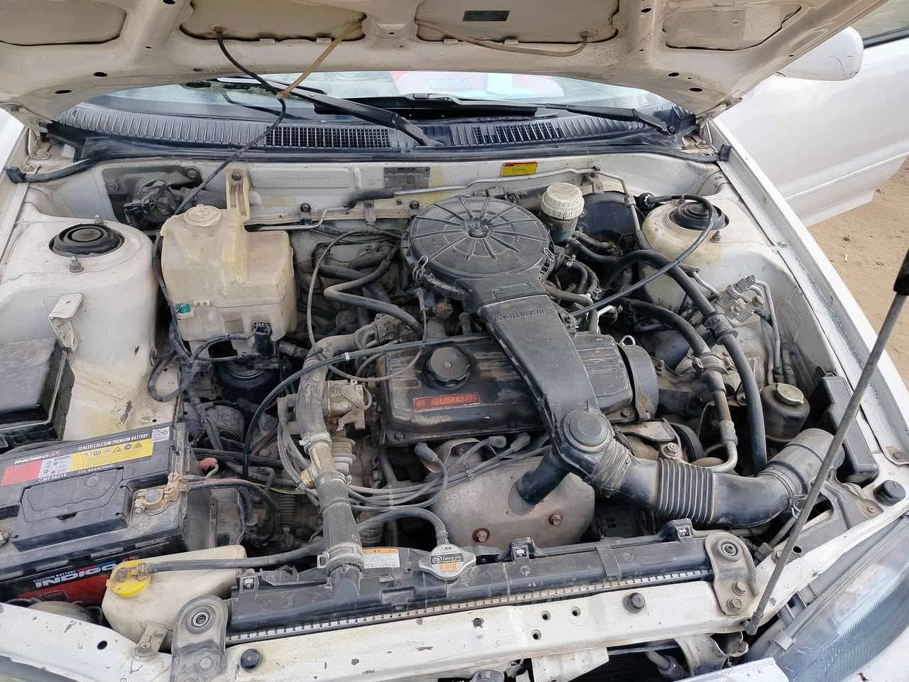 السلام عليكم
بروتون رقم بغداد انكليزي باسمي
سنويه ل28 
مكينه جديد 
تخم تاير 
صدر امامي و خلفي جديد 
مشط ستيرن جديد 
تبريد تدفئة شغال 
سياره جاهزه مابيها اي نقص 
العنوان ديالى بلدروز 
*********** 
السعر ب45 وبيها مجال قليل
