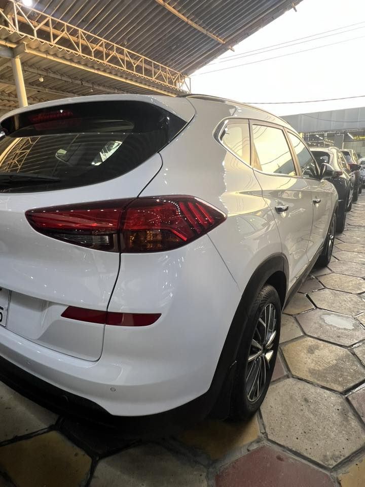 سلام عليكم هونداي توسان موديل 2019 خليجيه وكاله القاصد ماشيه 70 الف بانوراما بصمه ترحيب كشن كهرباء لد صباحي حساس امامي خلفي محرك 2.0 دوش شاشه اصليه اريل نفكيشن كامره تحكم ستيرن كروس سرعه 3 انظمه قياده وايرليس شحن دبل ايرباك داخل بيجي يدات نيكل مري شفط اشاره بلمرايه تبريد خلفي رقمها بغداد الرقم الجديد السعر 20 وبيها بسيط السياره بيها مكانين بارد (***********) مكان السياره بغداد
