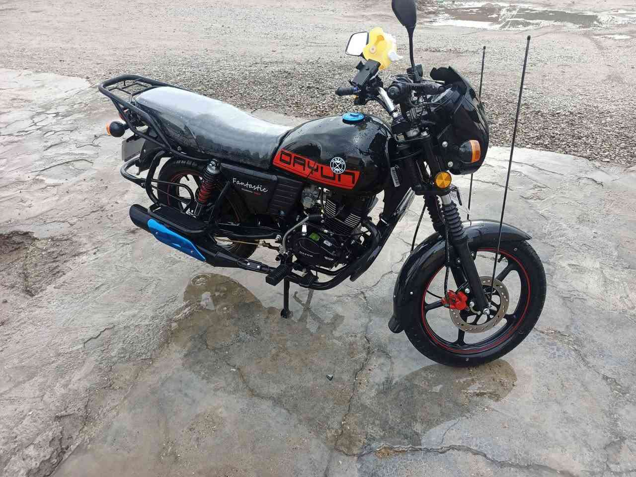 السلام عليكم
دايون كلاسك موديل 2025 شهر 9 مرقم شمالي
نظافه 100/100 ماشي 63بس
الشراي يجي خاص او الاتصال ***********
