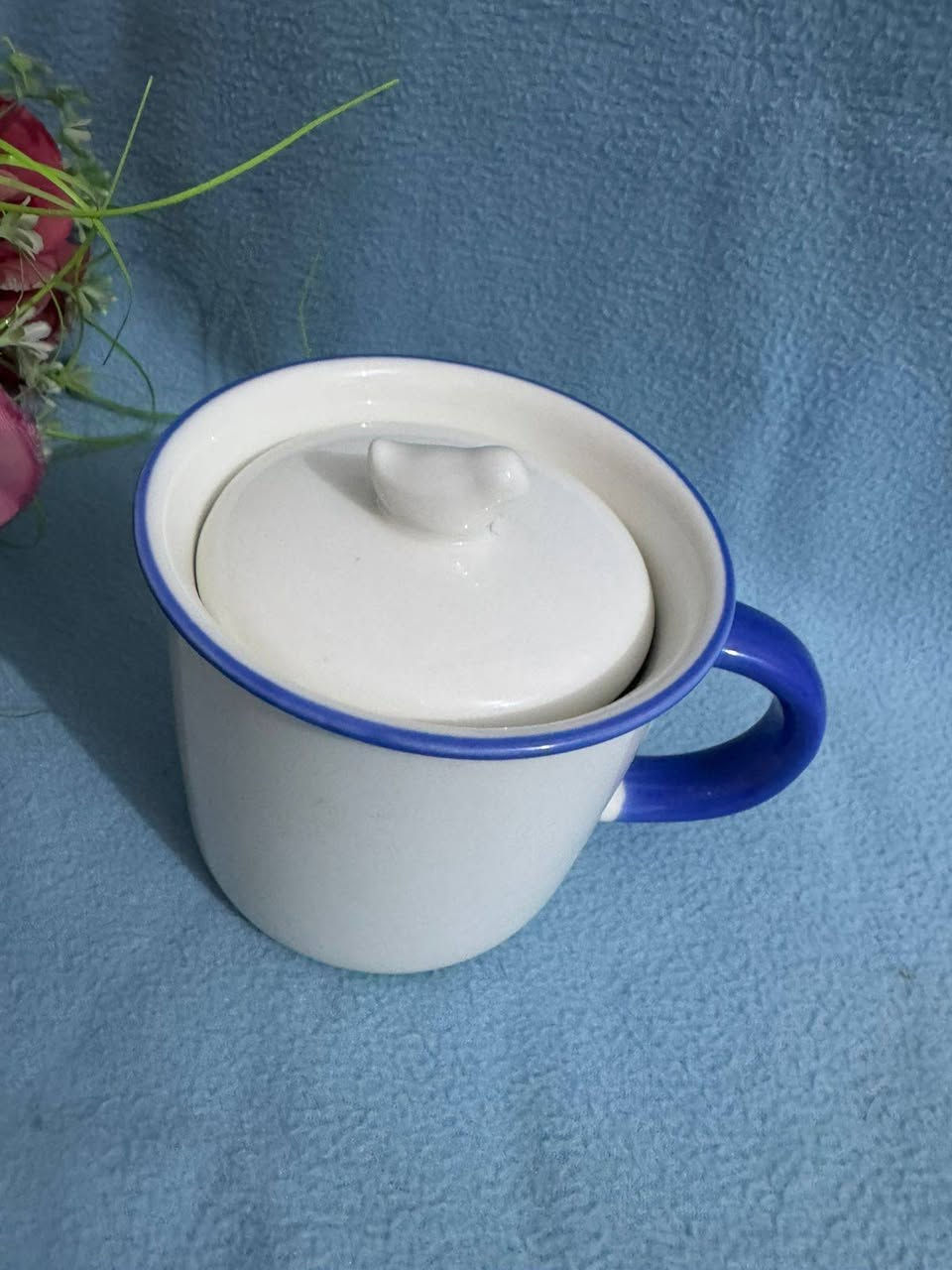 شكردان لطييف وحجم وسط 
سعره بالفين ونص
يوجد خدمة توصيل لجميع المحافظات 🚕🚕


**إذا كنت صاحب هذا الإعلان وتريد حذفه لأي سبب، رجاءا أرسل رسالة إلى الدعم الفني**