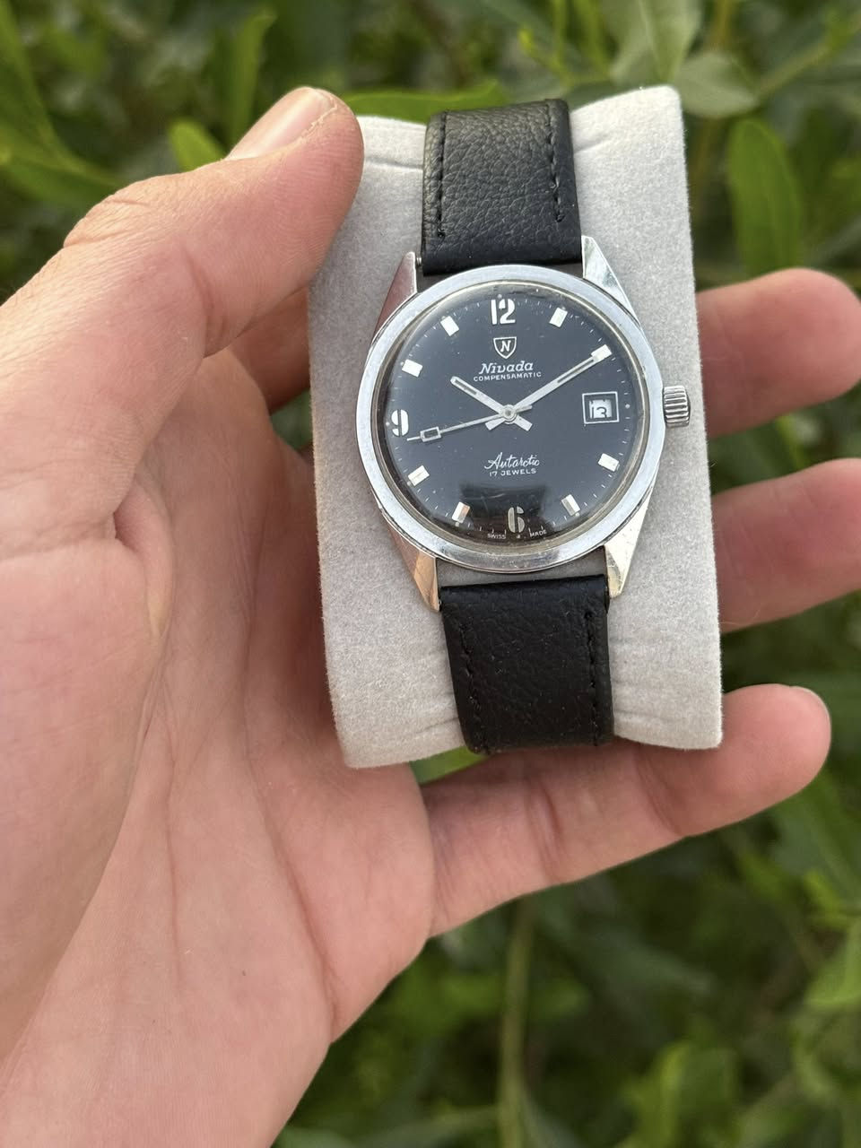 مجموعة ساعات للبيع
سويسري/تكويك
عدد ٢٥
كلهم شغالين 
اسعار مختلفة 
يوجد توصيل لجميع المحافظات 
***********
