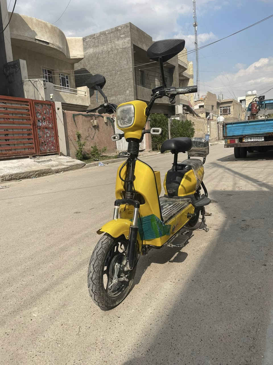 دراجه شحن للبيع حجم 14 الدراجه كلشي بيها شغال هورن اشاير العالي والناصي ماكو شي نقص موديل 2025 
سعر200 بيهة مجال
العنوان بغداد حي فرات 
الرقم ***********
