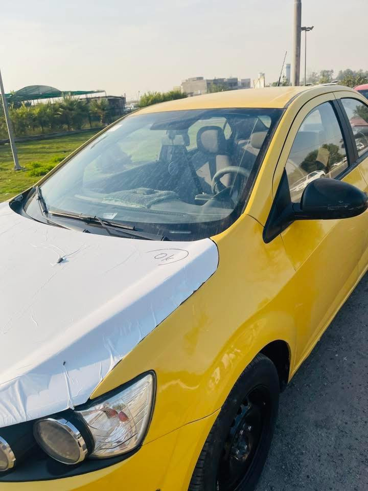 شوفرليت سونك سياره نضيفه مال جناي سنويه جديده رقم انكليزي بغداد تحويل ثاني يوم  كير ومحرك وسدر كلشي بيهه تمام سياره نضيفه كبل للشارع ب63 ورقه ***********
