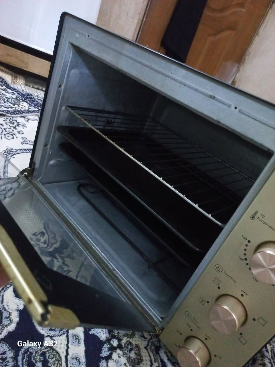 بسبب الوعود الكاذبه اعيد النشر اوڤن حجم متوسط نضافه 80% استخدام قليل بسعر 85 االف وبي مجال بسيط مكاني البراكيه شارع المطار


**إذا كنت صاحب هذا الإعلان وتريد حذفه لأي سبب، رجاءا أرسل رسالة إلى الدعم الفني**