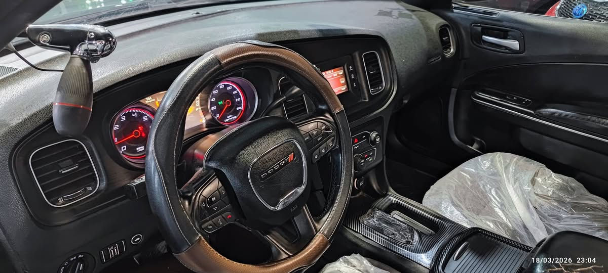 السلام عليكم معرض الماجد يرحب بكم احبتي 
جارجر بوليسي گير تعليك  2023 مكفولة لا الضربة ولا الصبغ  ولا غرق 😍😍

المواصفات واضحة بالصور 
للمزيد من المعلومات الاتصال على الرقم ***********
او زيارة معرضنا الكائن في الناصرية شارع يا حسين
