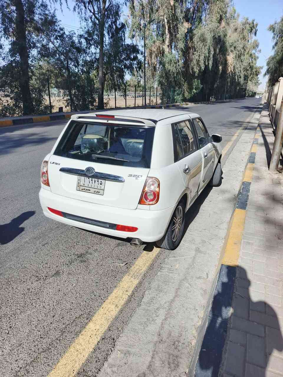 ليفان للبيع مكان السياره
بيه قطعتين بارد بس
مكينه كير شرط 
كربون بنزين 
السنويه ساقطه بل 2018
شرط التحويل
تخم جديد 
تبريد شرط ثلج🥶
رقم نينوئ
 السعرخاص
***********الكورك
الاسيا***********
