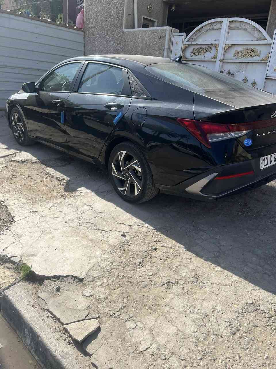 سلام عليكم الإنتر 2025  حادثه بنيد مبدل نفس ألون وقطعتين بارد بسمي رقم بغداد محرك 2000 ماشيه 9000 السعر 150بيهً مجال بسيط مكاني بغداد الشعب ***********
