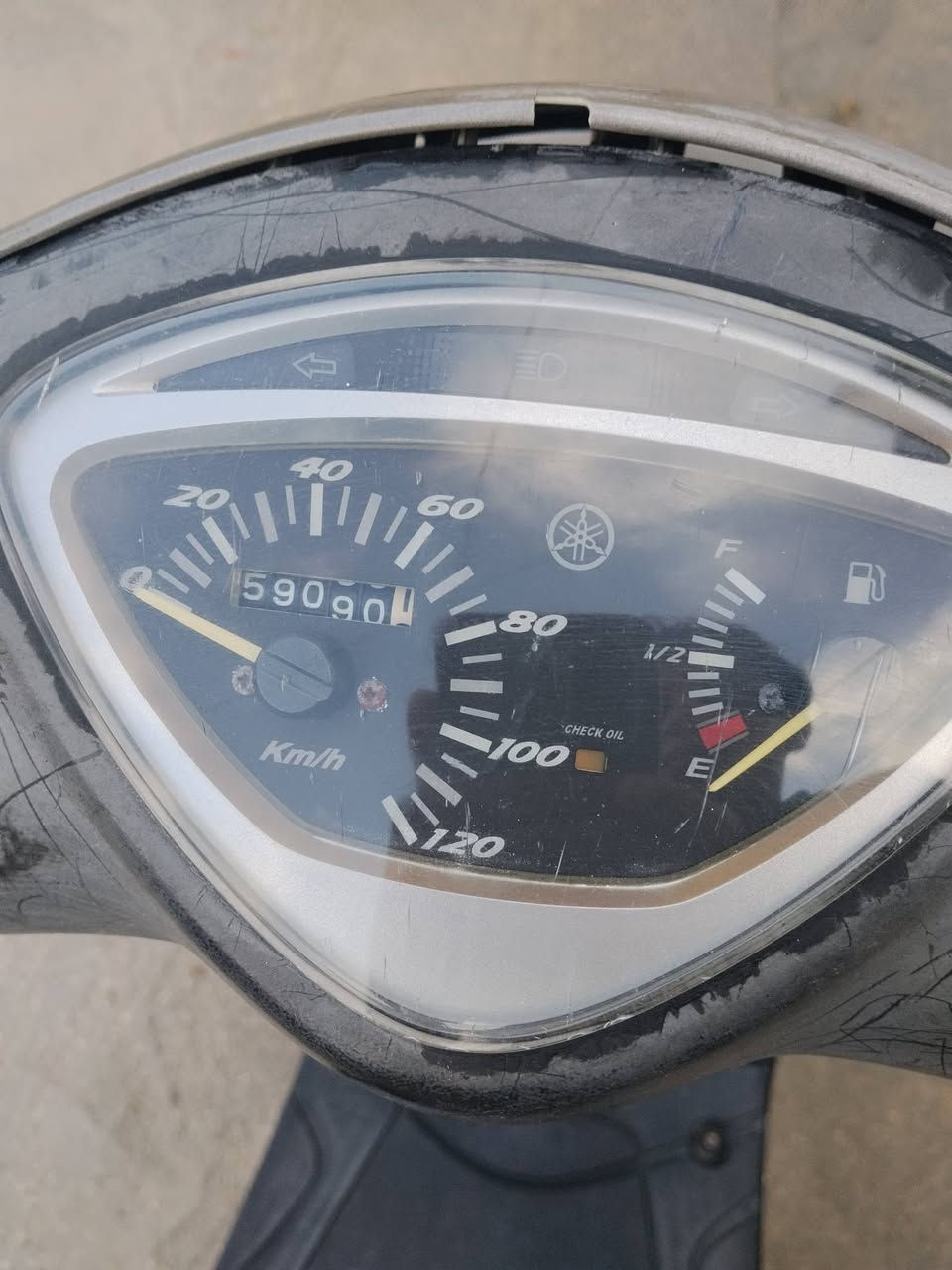 سلام عليكم دراجه ماكس عدله لبيع دراجه صارلهه شهر ونصف تقريبآ من طالعه من لحاويه موديل 2006
دراجه نضيفه كفراتها كله مختمه نقصها سلف فقط ! مكاني سماوه رميثه والسعر 900واي سؤال يتواصل مع هذه الرقم *********** متوفر واتساب
