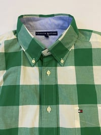 تومي هيلفيغر • لارج • توصيل محافظات