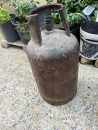 دبة غاز متروسة ب ٧٠ بغداد الشعب07753479415