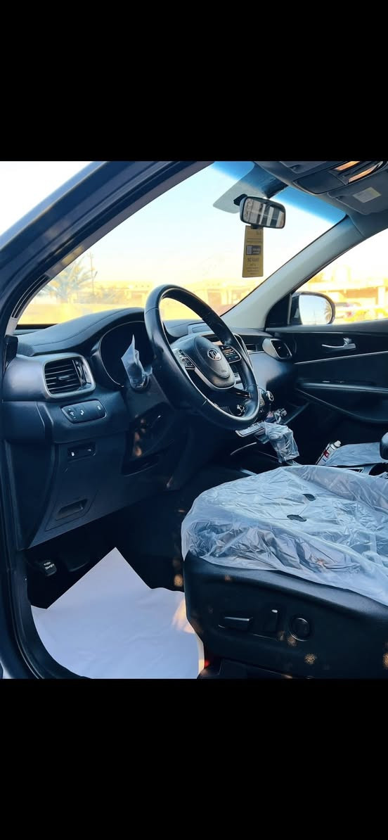 يالله

البيع كيه سورنتو 

مديل 2020 

امريكيه سياره جديده صدر جديد 

محرك كير مكفوله لات

سياره لون موميز 

كشنات تدفيه 

بصمه 

محرك 6 

سياره بسمي تحويل ثاني يوم 

العنوان/تقطع نهروان جسر ديالى \

لاستفسار ***********
