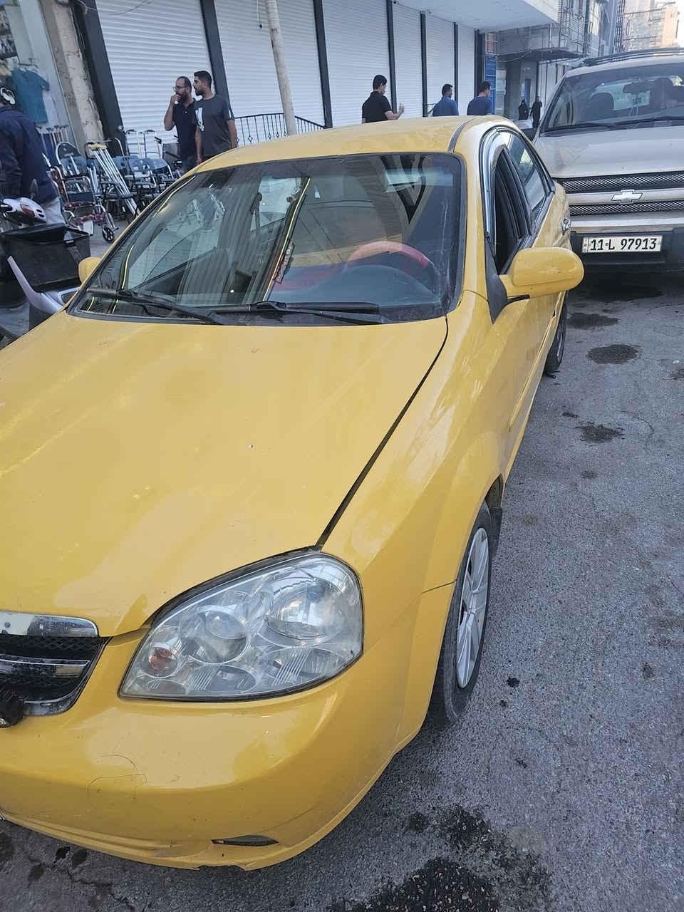 سلام عليكم اوبتره مديل ١٢ للبيع السعر ٦٥ بيه مجال لطيبين  عنوان كربلاء مصبوغه صبغ عام لجماليه كان لون القديم جارد او صبغت ***********
