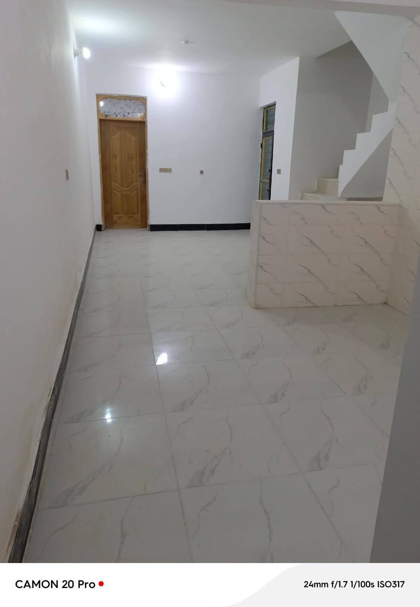 🏠 دار 100م – النجف الأشرف العدد 2 ينباع قصاد ونقد مقدمه 15 وكل شهر 500
📍 بصف السوك مقابل ملحق قرية الغدير

🧱 طابوق جمهور | 🏗️ سقف كونكريت

🛏️ غرفة + ستقبال🛋️ صالة + 🍳 مطبخ + 🚿 حمام + 🌤️ منور

💰 36 مليون قابل للتفاوض

📞 ***********
