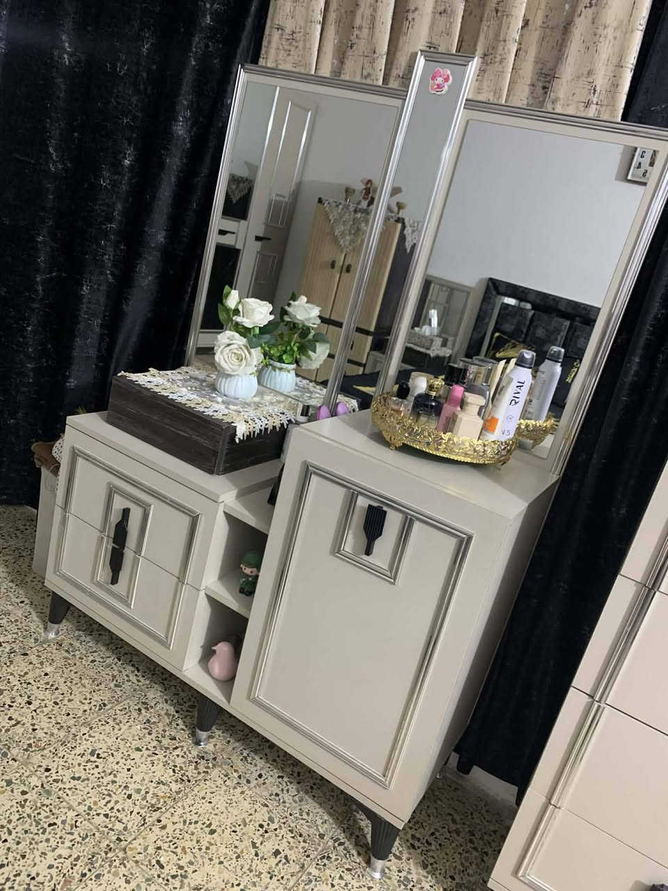 غرفه نظيفه جدا للبيع المكان الغزاليه السعر ٩٥٠ مع مجال بسيط  المراسله خاص


**إذا كنت صاحب هذا الإعلان وتريد حذفه لأي سبب، رجاءا أرسل رسالة إلى الدعم الفني**