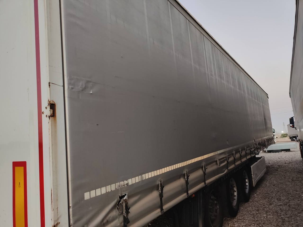 لبيع عربانه كرونة منفيس دخول جديد موديل٢٠١٧ مكان ديالى خانقين
***********
