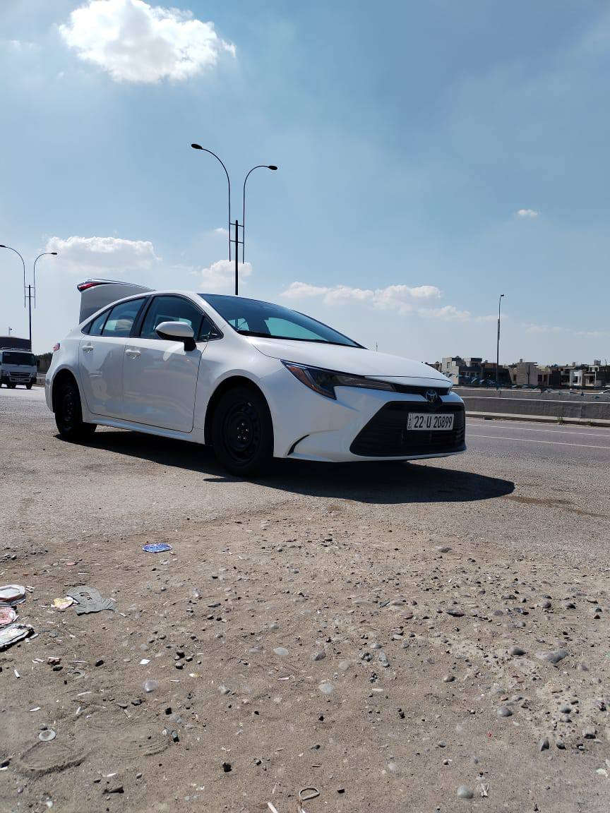 السلام عليكم كورولا 24 للبيع ماشيه 17 سياره بنزين فقط ماكينه 2000 الشراي ينتصر مكلف بالنشر ***********
