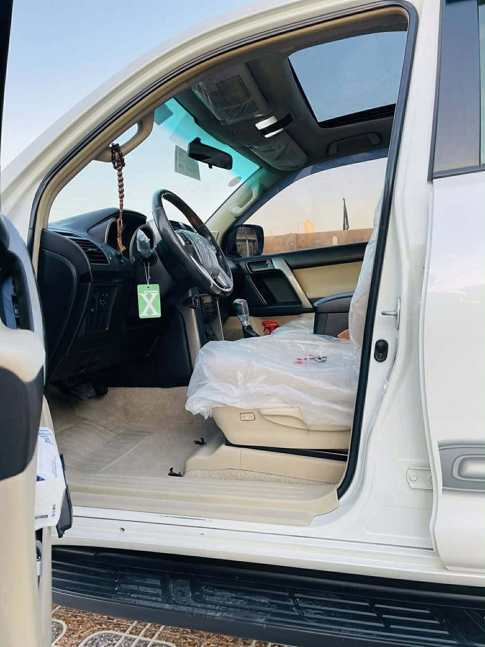 سلام عليكم البيع موديل 13بسمي رقم شمالي سياره فول تانكين سبير تعليك ست قراص مري شفط تخم تاير جديد صدر جديد ماشيه 130مكفوله عده مكانين بارد مكان بغداد بيع ترهم مراوس عادي ***********مكينه سته سلندر مانفتوحه هيه والكير
