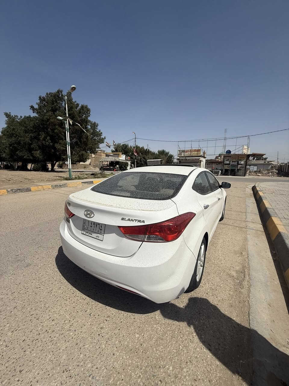 للبيع سياره نوع النترا خليجي لون ابيض موديل ٢٠١٤ رقم بابل 
السياره مابيها لا صبغ ولا بارد ولا تبديل ماشيه ١٣٨ 
السياره بلاديه وجاهزه محرك وكير وتبريد 
فتحه سقف مري شفط جانبيه اشاير مري كشاف تحكم ستيرن جهتين  داخل بيجي رقم بابل مكاني بابل. الحله 
بيها فقط ملاحظه بسيطه شخطين خفيف  
***********
