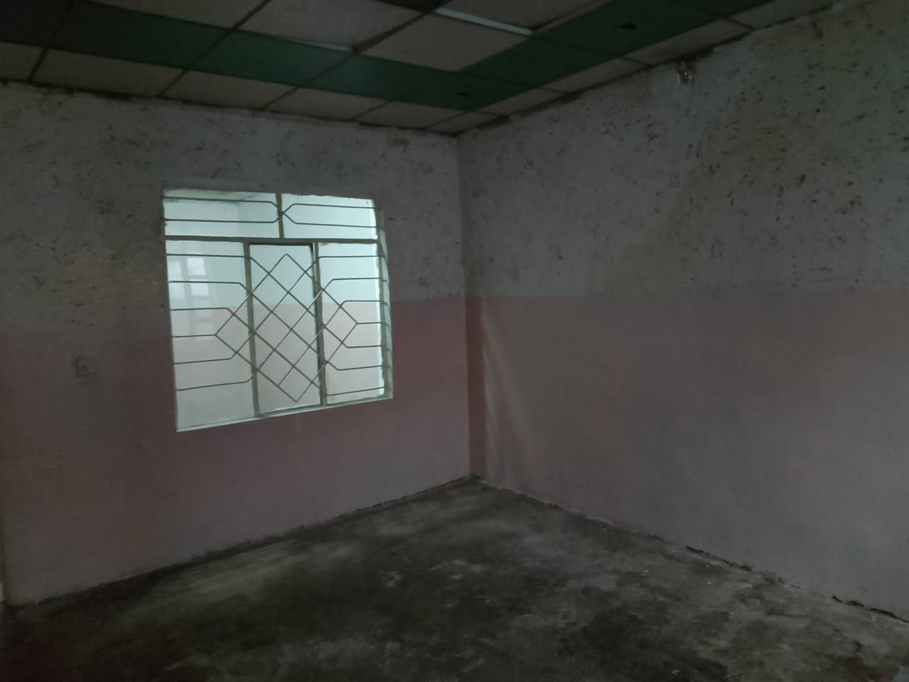 دار كارت بلديه حي الاربجيه مقابل سنتر حسين يحتوي على غرفة نوم وهول ومطبخ وحمام السعر 35وبي مجال شي بسيط
***********
***********
