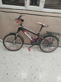 الدورة ابو طيارة • سيارة شحن نضيفة • طباخ