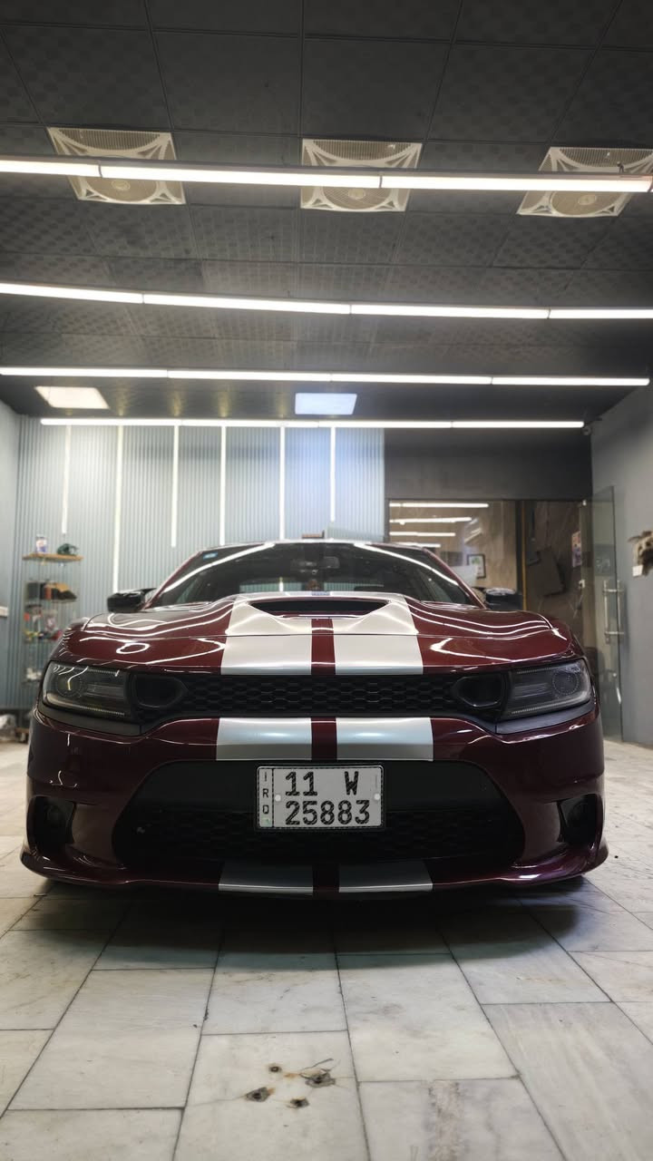 جارجر Srt 2017 فول مواصفات فتحة 
برمجة ايگل
ولف حماوة ريسنك
شوتة
كاج كان
غرفة جديدة مشمشي يم شمارة
كلشي بيها جديد بدون اي نقص
السعر 195 ورقة 

كلين بدون قطرة صبغ بيها بارد بالجاملغ الامامي 
*********** واتس اب فقط
