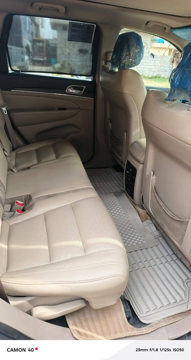 سلام عليكم ) موجوده جيب موديل 2014 مكفوله محرك تبريد من كل نواحي مواصفات عاليه في محافظت الانبار سعر خاص للستفسار ***********
