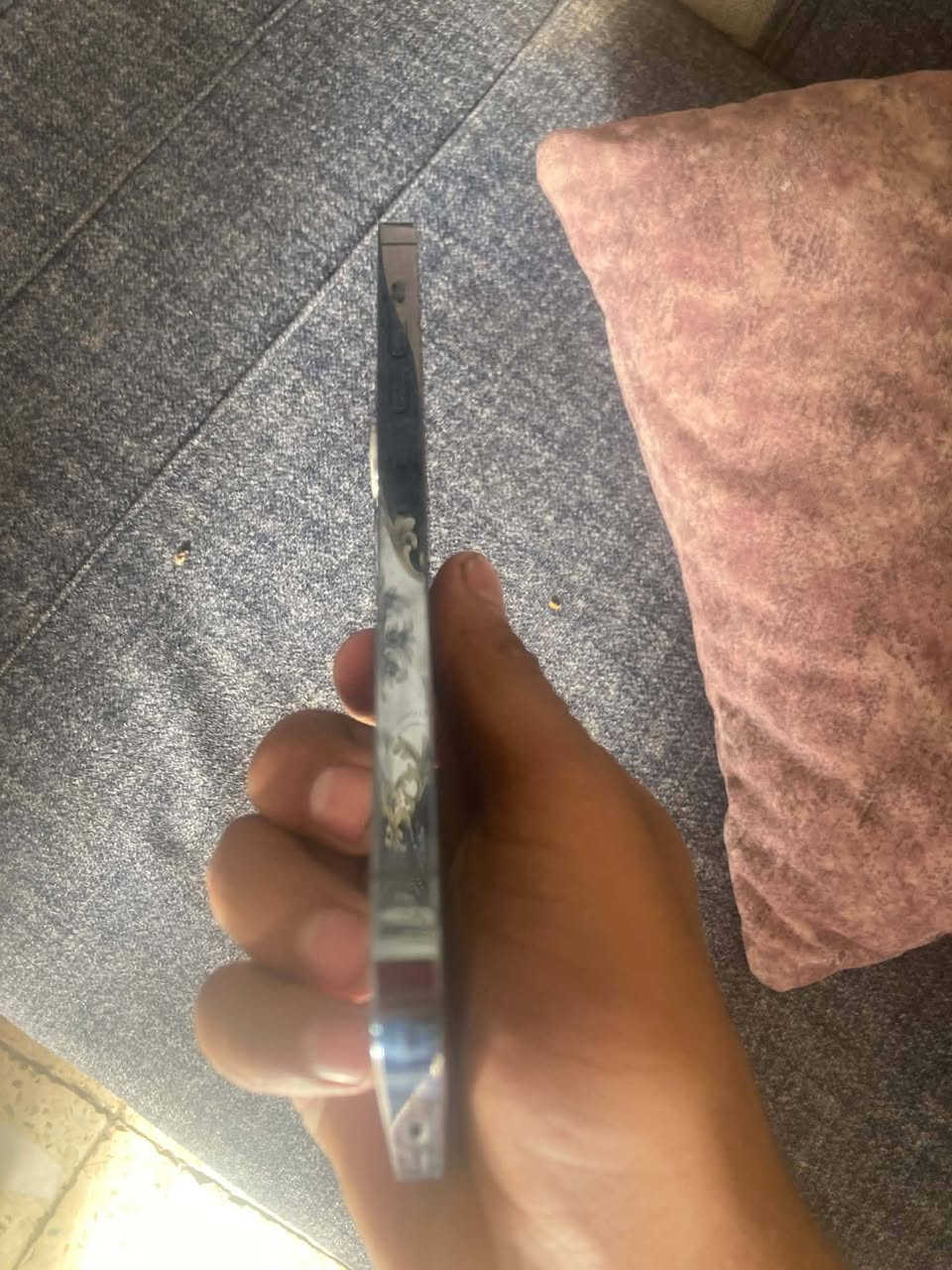 سلام وعليكم ايفون 13بور ماكس ذاكره 256 بطاريه 80 بس فرمته وكامت تقره صفر ماعرف سعر 550وبي مجال مكان بغداد زعفرانية ***********
