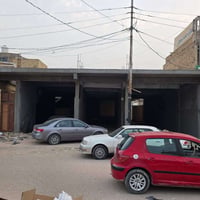 بناية للإيجار • موقع تجاري • ٧٠٠م