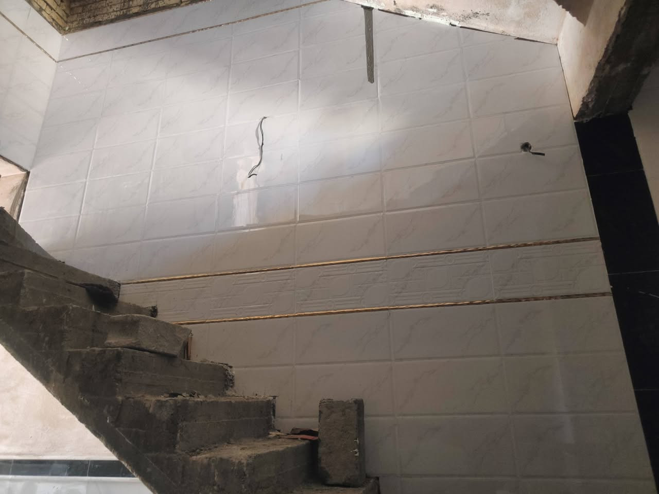 السلام عليكم شغل دارجه اوله مرمر سراميك.بورسلين.كرانتيت. ارضيات.بايات***********
