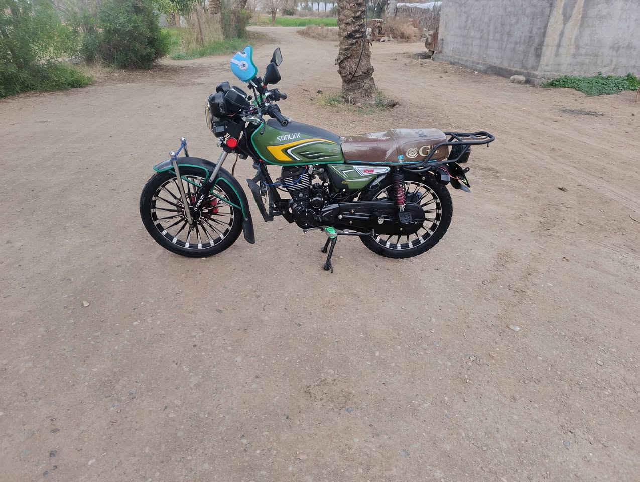 ياالله
السلام عليكم ورحمه الله وبركاته 

ايراني سولنك ابو الختم الاصلي للبيع نضافه كدامك 

لون مميز زيتوني 🟢 

سويج واحد + سويج تانكي واحد 

محرك 150

موديل 2024

صالنصه كاتم 

متواجد خاص 
او اتصل على لارقام 

***********
***********

مكاني الصكلاويه
