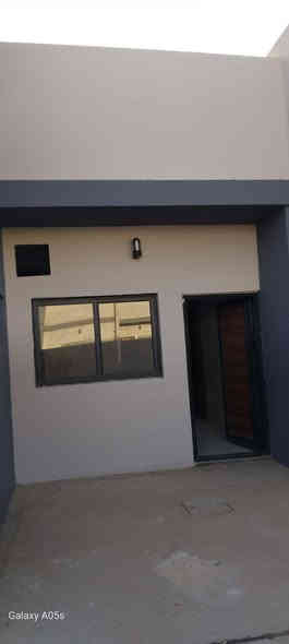 بيت في مجمع الغدير كربلاء 153 متر طابق واحد ركن مميز غرفتين واستقبال ومطبخ وحمامات عدد 2 وكراج وحديقة معروض ب ١٨٠ مليون مع المجال 
***********
***********
