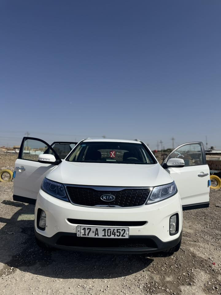 V6سورنتو 2014 خليجي سته سلندر
فول عده البنوراما
بصمه اشاير ترحيب كامره خلفيه حساسات 
7 راكب 3قطع تبريد ثلج 
تخم تاير جديد 
رقم الجديد اداولك ثاني يوم مثنى  
سياره وكيله محمد البديري
بيه البنيد مبدل مال شركه شرط 
سياره جاهزه من كلشي استخدام شخصي صارله ٧ سنوات عندي على ايدي جناي اتصل او راسلني و اتساب 
***********
