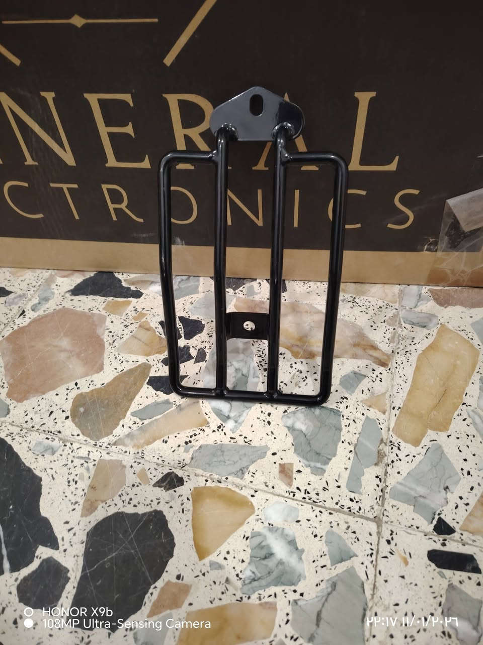 سلام عليكم خوان عندي هاذا الغراض مال دراجات البيع ***********
