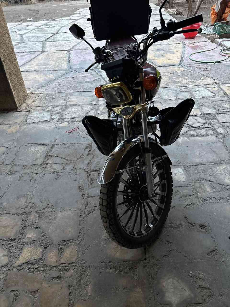 اسلام عليكم دراجة ايراني محرك200 معدل110 دراجة نضيفة شلعة و معدل تجي اسوقها اجربها مرتبة مكاني بغداد السيدية


**إذا كنت صاحب هذا الإعلان وتريد حذفه لأي سبب، رجاءا أرسل رسالة إلى الدعم الفني**