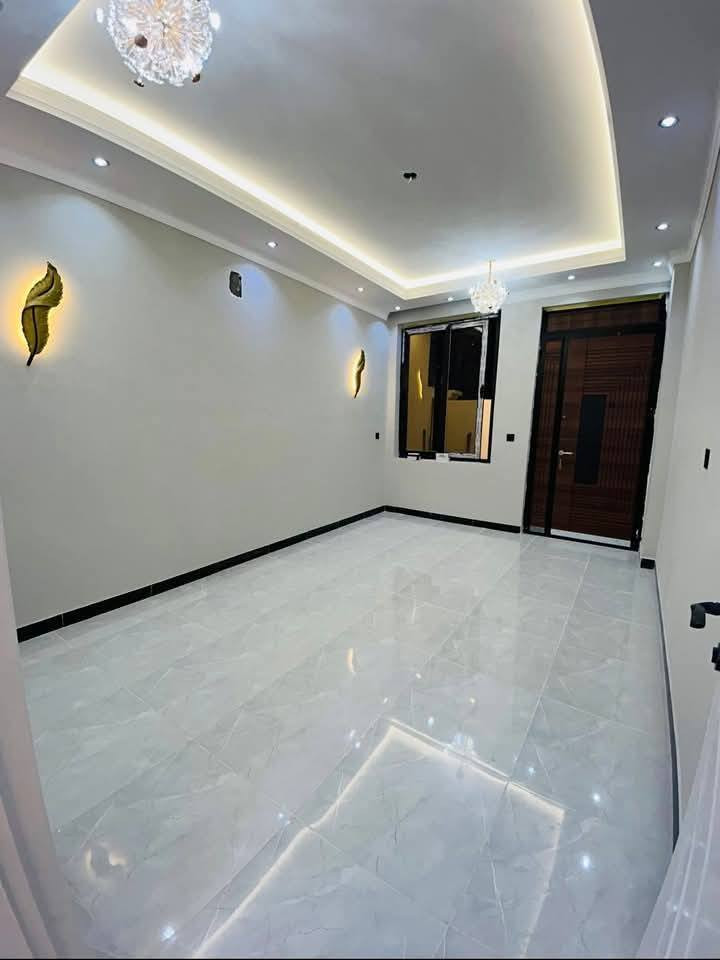 بسم الله ماشاءالله
🏠#دار_للبيع   100متر واجهيه 6،25متر نزال 16متر
  طابقين   بناء حديث وتصميم متكامل ✨️
يحتوي البيت. ع[3غرف نوم -استقبال -صحيات عدد 2- صالة- ومطبخ] البيت شغل درجة اولى 
مع الخدمات[ماي-كهرباء-تبليط]✨️
🔴ملاحضه البيت جاهز للسكن 🔑
⬅️نوع العقار  طابو زراعي سند 25 اقرار محكمه 
⬅️العنوان #بغداد_الدوره_البوعيثه   
       مجمع السلطان الاول 
🔴للاستفسار  خاص او الاتصال ع  الرقم 
☎️***********
☎️***********
