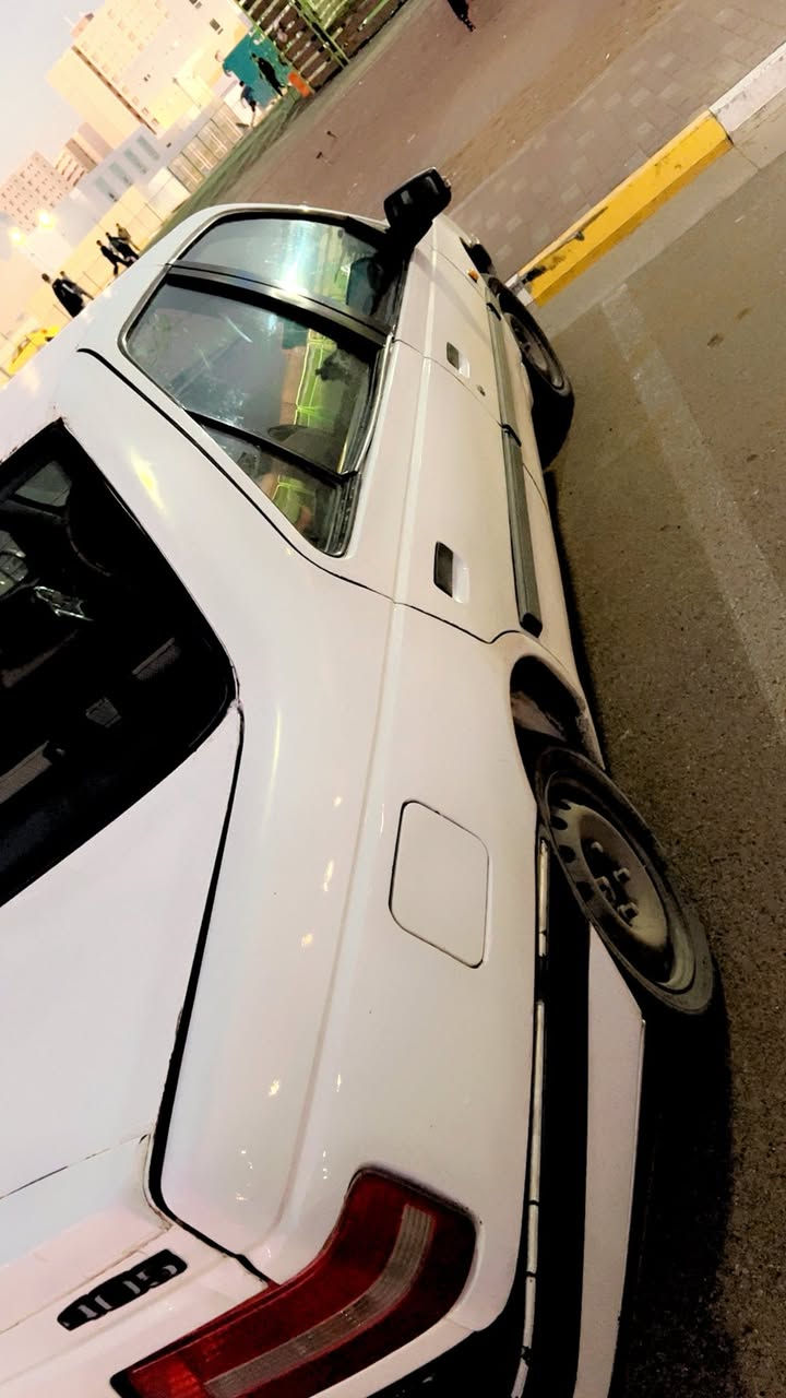 السلام عليكم بيجو2010 رقم بغداد كير ومحرك فرنسي تدفئة تبريد منضومة جديدة صدر امامي كله جديد بقة بس الخلفي ما سويته تخم تاير جديد بيها صبغ قطع ابيعلك حزام تحويل مباشر
مكان السيارة بسماية السعر 35 للاستفسار ***********
بالحقيقه احلى بس هسه وسخة وصورتها مستعجل
