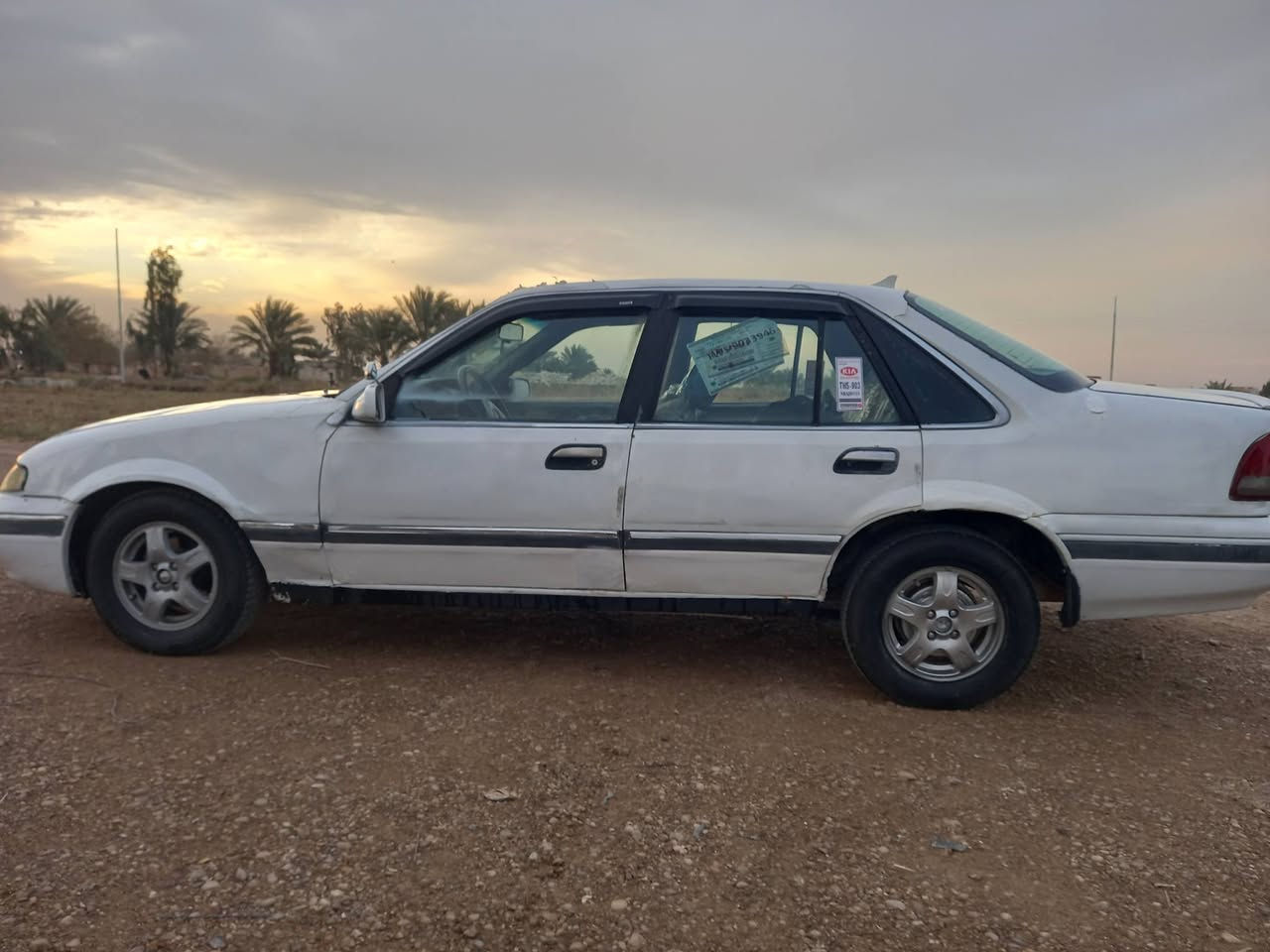 برنس فراشة 🦋  موديل ٩٦ رقم انبار .
شرط  التحويل كير ومحرك وشاصي انطيك مكفول صدر أمامي وخلفي ٩٠ بل ميه كهربائيات شغالة نقصها بطاين بوب الأمامية ونقصها فراش صندوك وبيها البريك شوي يرادله مايلزم تصليح البريك والفراش مو صعبات. أبيع السعر ٢٨ وبيها مجال. 
أو مراوس بسيارة أحدث ونطي كل شهر ٣ ورقات وأي ضمان إني حاضر  العنوان جزيرة رمادي .   ***********
