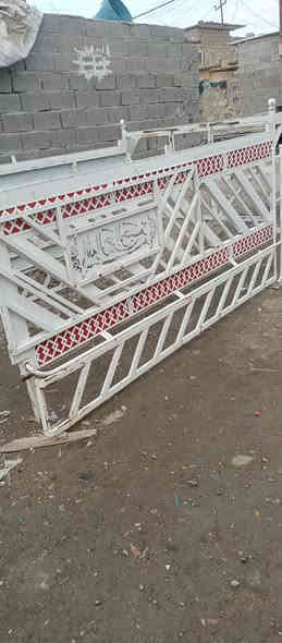 محجر للبيع ***********
