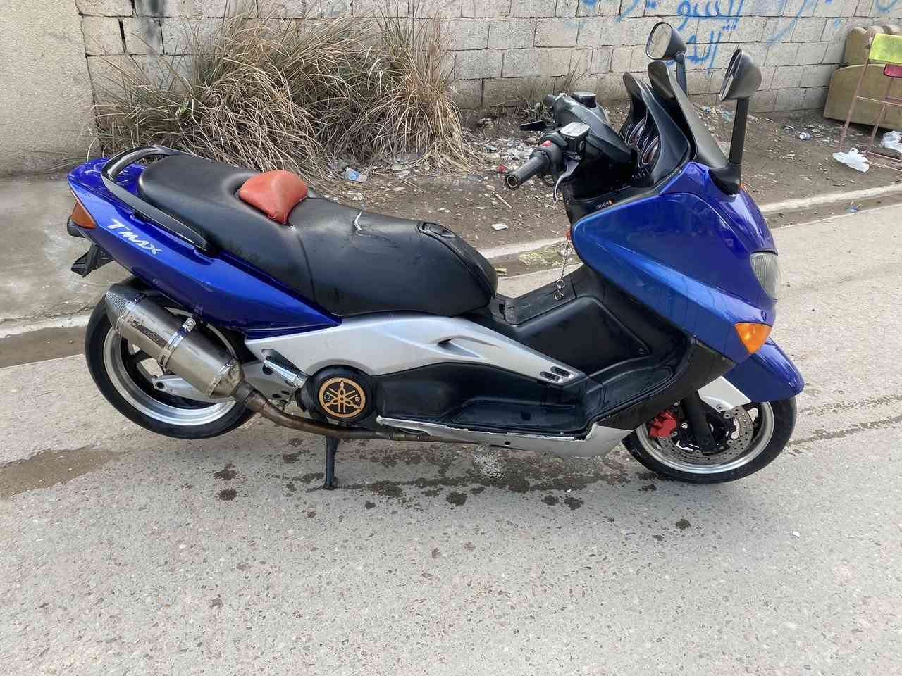 سلام عليكم للبيع تي ماكس 2008 كفاله عامه اي نقص مابيه صلنصه رياضي  مري مال 11 كهربائيات كله شغالا 
الدراجه سكيورتي 
افجوج حمر 
عداد احمر 
السعر 20 وبيه مجال 
مكاني بغداد 
*********** 
ام مراوس ابيسي اكس
