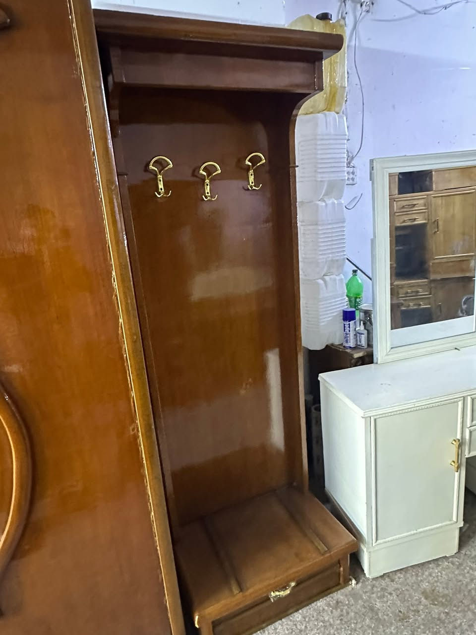 غرفة ٦ باب صاج حلوة وسعرها مناسب ب ٦٥٠ فقط للحجز *********** يوجد واتساب
