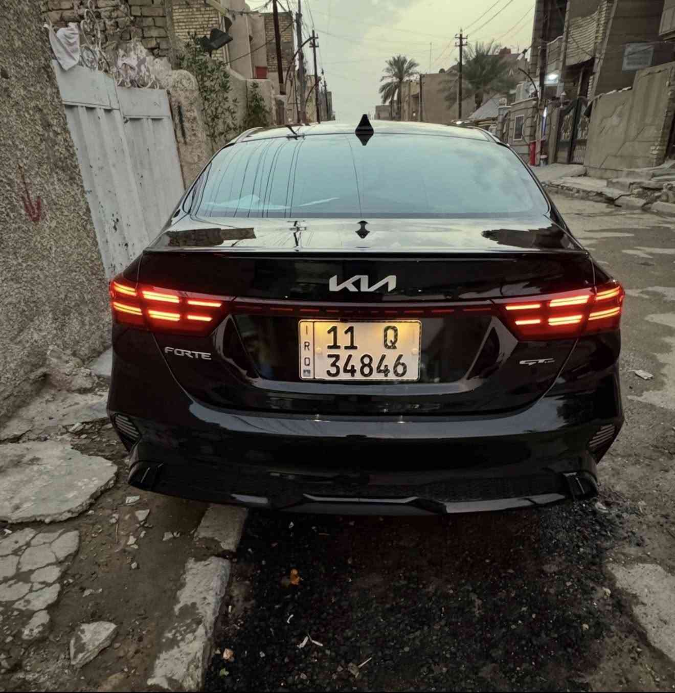 السلام عليكم
كيا فورتي للبيع
وارد امريكي ضررها بس بنيد مبدل بدون دواخل 

                                                                (GT_lien) فئه
مكينه 2000 دوش
تفاصيل سياره فووول
شاشه كبيرة ( كار بلي )
شحن واير لس
هاند بريك كهربائي 
رادار امامي + رادار خلفي
نظام توقف ذاتي
مثبت سرعة
تحدير مسار 
ويل كب 
صندوق ذكي 
بصمه
تشغيل عن بعد سبايدر بلادي
ستيرن رياضي D
فتحه سلايد روڤ
لد امامي
                                                                  LED لد خلفي
اشاير بل مري
ستيرن حرف D
نظام النقطة العمياء
نضام ترحيب عند الاقتراب
رادار جانبي
كامره خلفيه دواره
كنشنات جلد اسود تدفئه تبريد مختمة GT line 
قطعتين تبريد
فول تحكم ستيرن
سماعات سستم دمام هارمان كاردون
سيارة جديدة ربع متصرف عليها 
ماشية 35 الف ميل قابل للزيادة

***********
