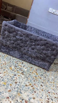 سرير خشب عراقي +دوشك ب60الف وبيه مجال 07802398303