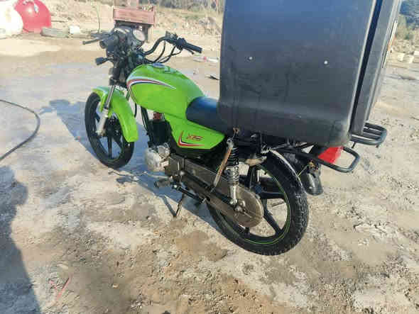 شاينك للبيع ٢٣ مرقمه ب اسمي مليون و١٠٠بيه مجاال بسيط*********** ديوانيه مركز
