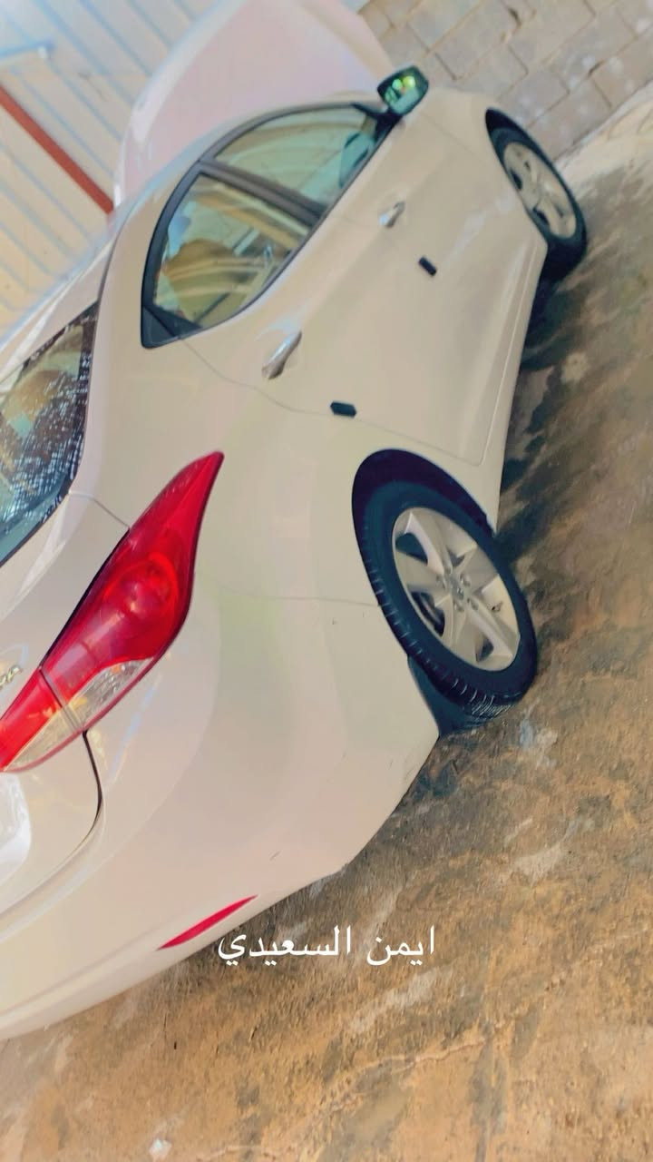 سلام عليكم انتره للبيع او مراوس مويل  ٢٠١٤  جاهزه للخير كير محرك  ١٨٠٠ خير من الله رقمه مكان كربلاء عطيشي سعر١٢٥ وبيع مجال ***********
