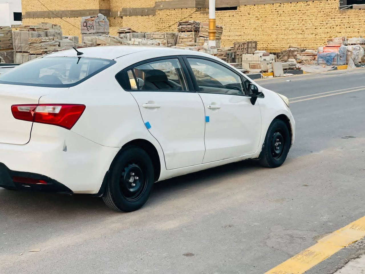 كيه ريو موديل 13 خصوصي بيه بارد قليل بل جاملغ جهة السايق وربع بي جهة العبري كير محرك تبريد كفاله مراوس بتكسي


**إذا كنت صاحب هذا الإعلان وتريد حذفه لأي سبب، رجاءا أرسل رسالة إلى الدعم الفني**