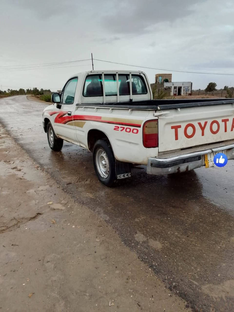 سلام عليكم بيكم جمره موديل 2001 سيارات مكفولة كفاله عامه سياره مكينه كير شرط حداديه جديده مداور مباشر  سعر 78 بيه مجال استفسار ***********
