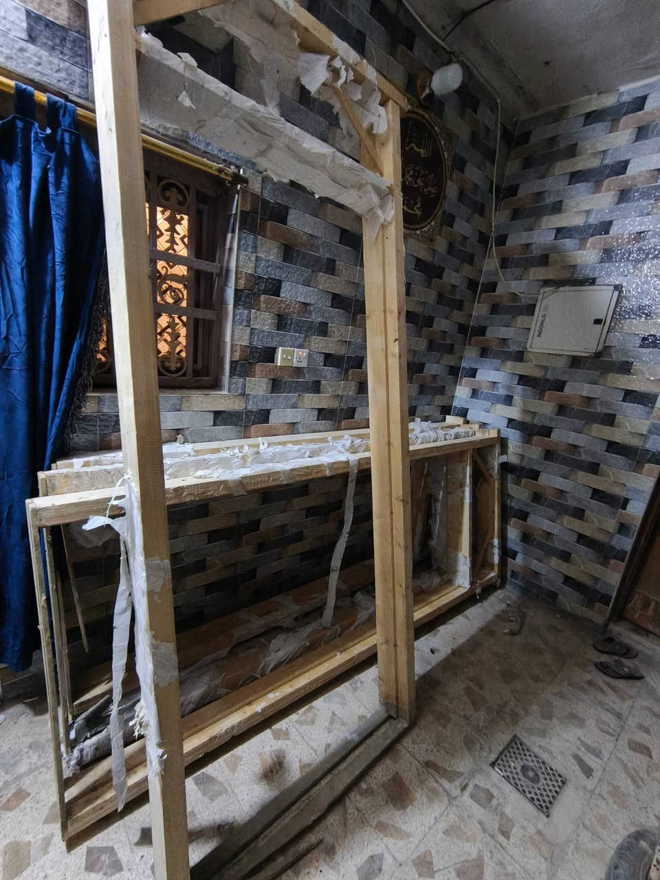 سلام عليكم جرجوبه صاج نوع ثقيل تفصال مكان ديوانيه شارع صب
سعر 200 وبيها مجال ***********
