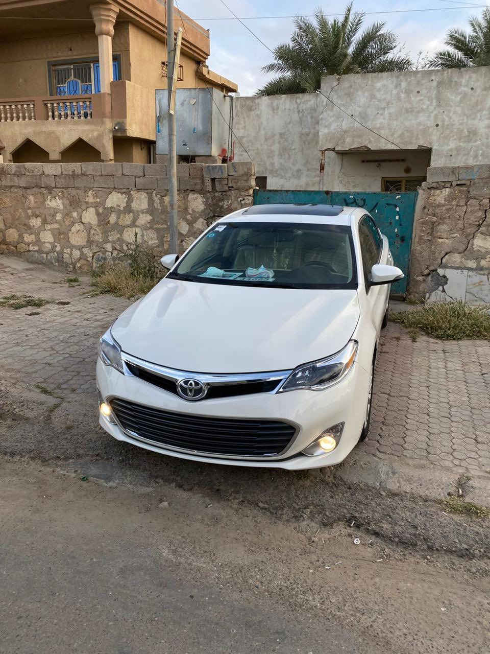 سلام عليكم افلون 2013امريكي لمتدد
المواصفات 

    V6
* قوة 268 حصان
* جير اوتوماتيك 6 سرعات
* دفع أمامي
* صرفية تقريباً 21 مدينة / 31 خط
* تانكي 64 لتر تقريباً
* جنوط 18 إنج
* فتحة سقف كهربائية
* بصمة وتشغيل زر
* تبريد وتسخين للمقاعد الأمامية
* مقاعد جلد كهربائية مع ميموري للسائق
* ستائر خلفية كهربائية
* شاشة معلومات مع كامرة خلفية
* نظام ملاحة GPS
* بلوتوث + AUX + USB
* نظام صوت JBL وكالة
* رادار نقط عمياء
* حساسات أمامية وخلفية
* كروز كنترول
* تحكم سكان
* مرايا كهربائية تطوى وتتحرك كهربائياً
* ديكور خشب داخلي
* إضاءة LED وزينون
* شاحن لاسلكي (بعض النسخ)
* 10 ايربكات
* نظام مانع انزلاق وثبات
* دخول ذكي للأبواب
* دبل عادم
* مكيف أوتوماتيك ثنائي
* مساحة داخلية واسعة جداً وشنطة كبيرة 
سياره فوللل للأخير رقم بغداد باسمي تحويل ثاني يوم السعر 155ورقه للاستفسار***********
